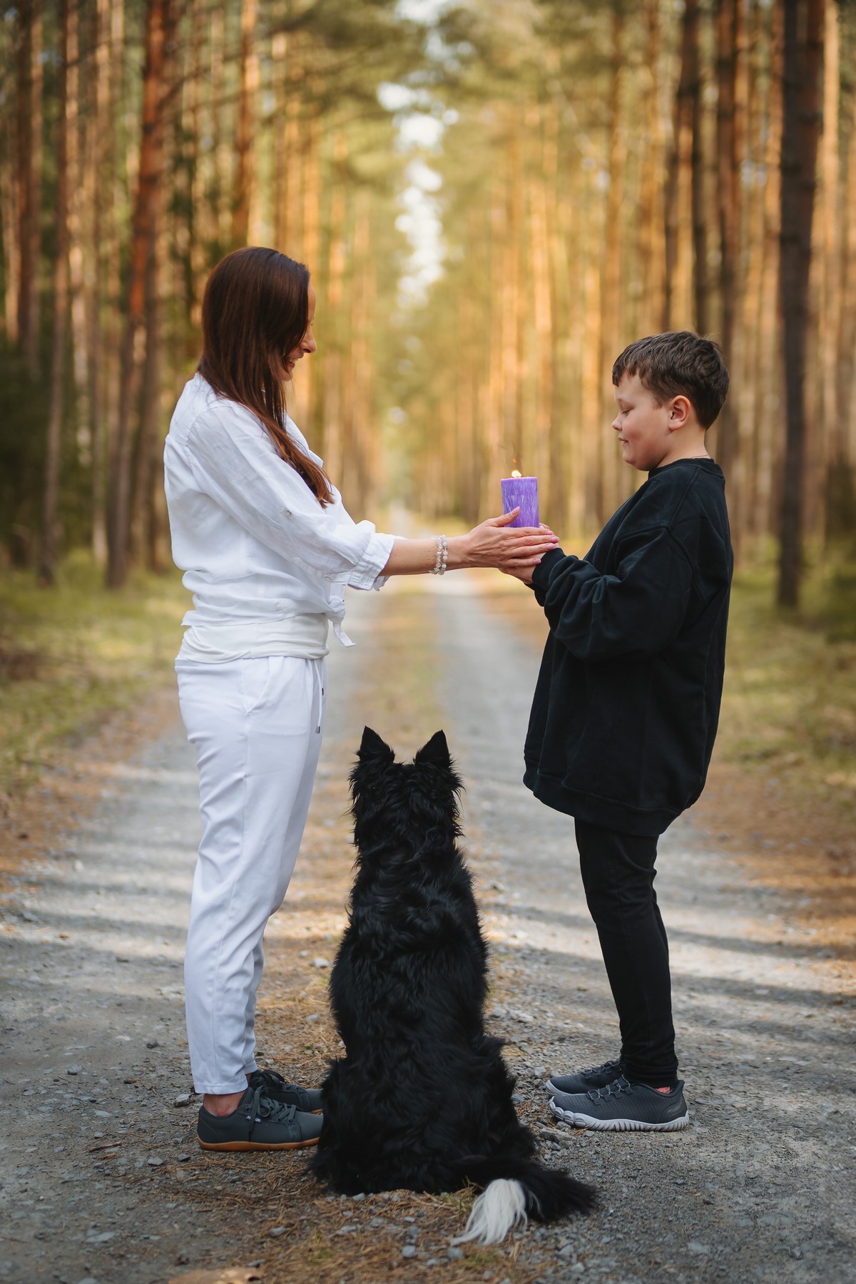 Tereza Veselá v lese při vědomé práci